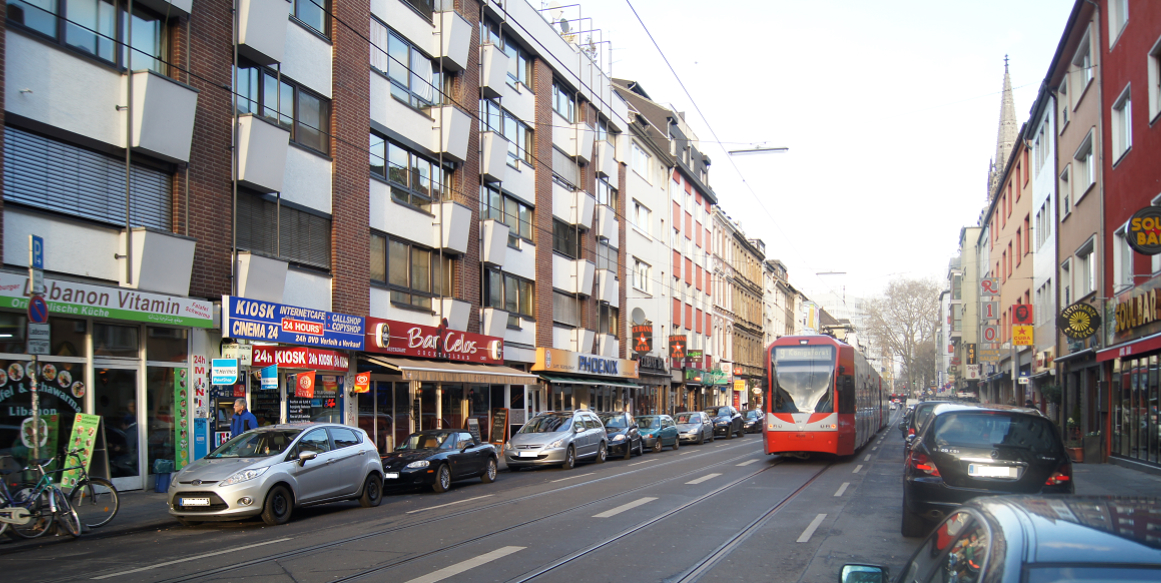 Die Zülpicher Straße vor dem Ascanenhaus