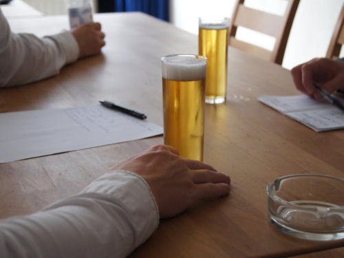 Getränke auf einem Tisch